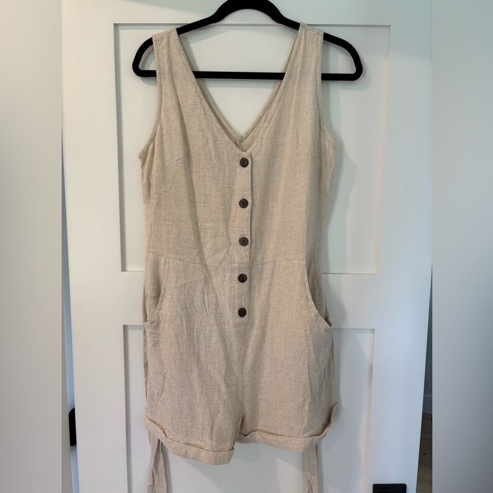 Sleeveless Linen Beige Button-Down Romper - Picture 5 of 5